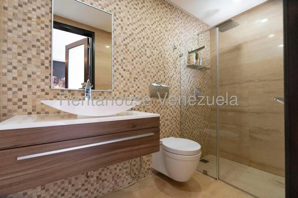 Apartamento (1 Nivel) en Venta en Lomas de Las Mercedes, Distrito Metropolitano - 36