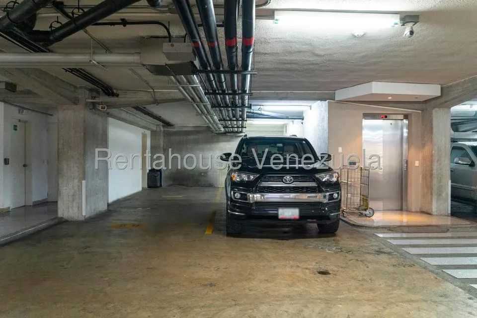 Apartamento (1 Nivel) en Venta en Lomas de Las Mercedes, Distrito Metropolitano - 39