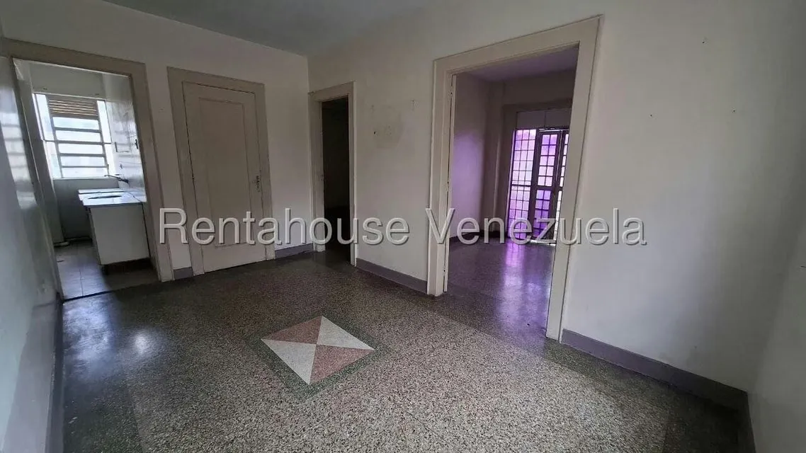 Apartamento (1 Nivel) en Venta en Las Acacias, Distrito Metropolitano - 2