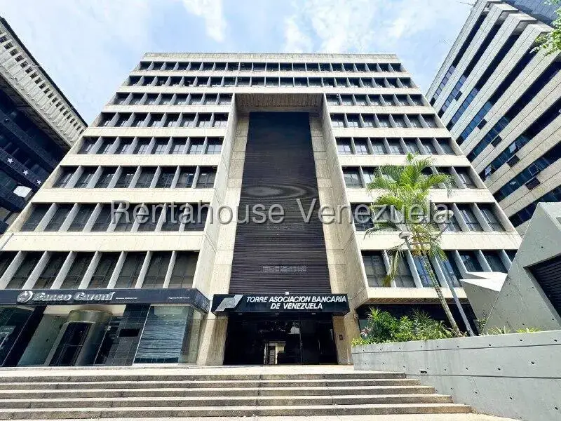 Local Comercial en Venta en El Rosal, Distrito Metropolitano