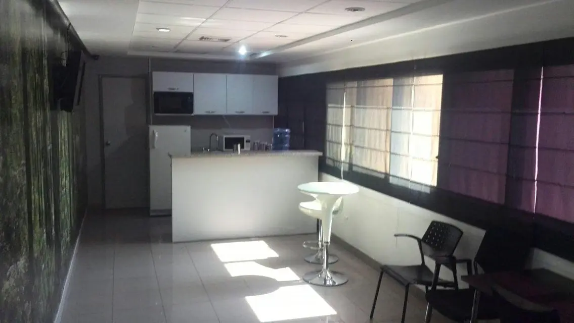 Local Comercial en Venta en Avenida Bella Vista, Zulia - 17