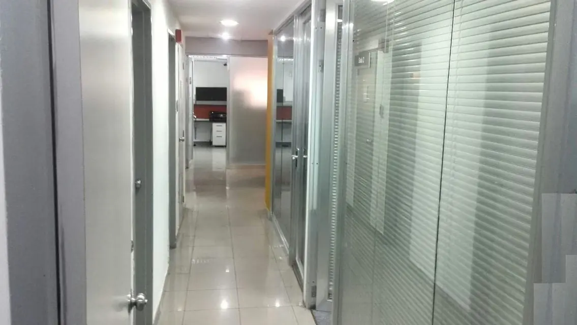 Local Comercial en Venta en Avenida Bella Vista, Zulia - 22