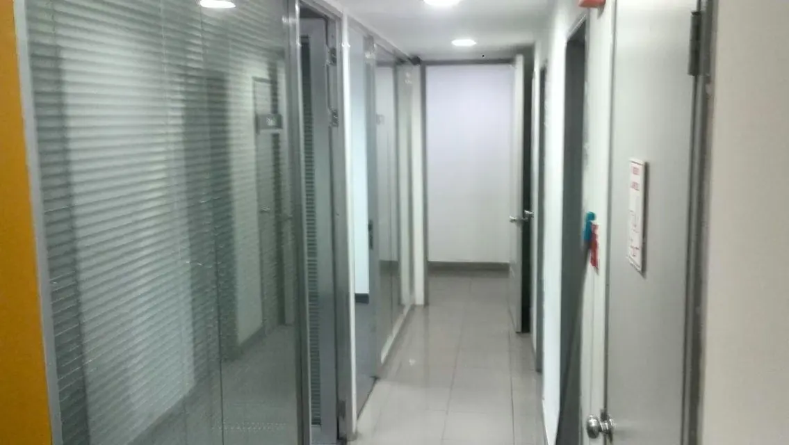 Local Comercial en Venta en Avenida Bella Vista, Zulia - 41