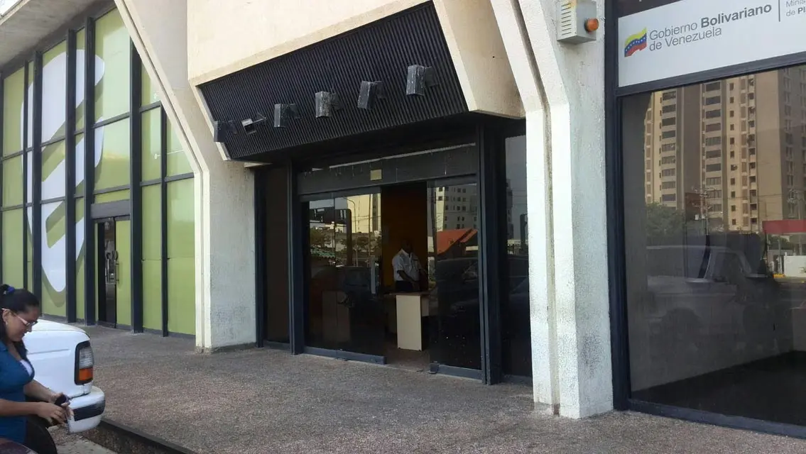Local Comercial en Venta en Avenida Bella Vista, Zulia - 49