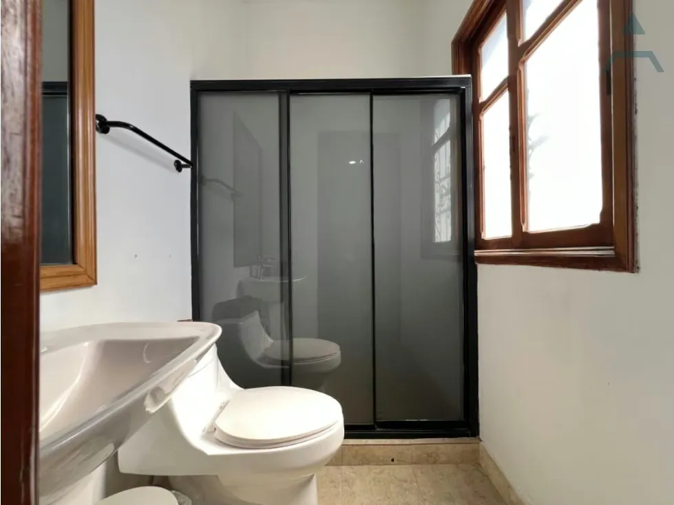 Se vende/alquila Casa 1050m² 13h/6b/2p Altamira - 24
