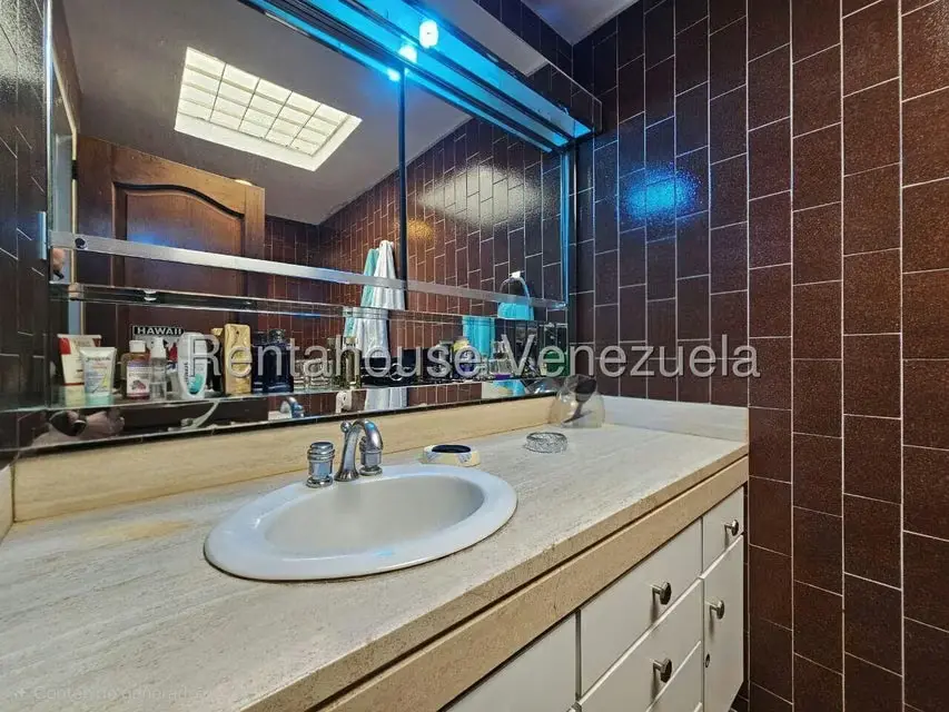 Casa (1 Nivel) en Venta en La Lagunita Country Club, Distrito Metropolitano - 35