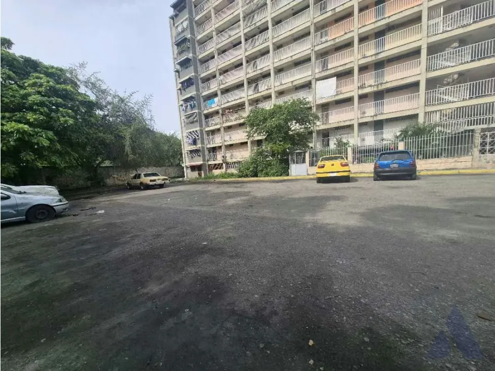 Vendo apartamento 66m2 Guarenas 8680