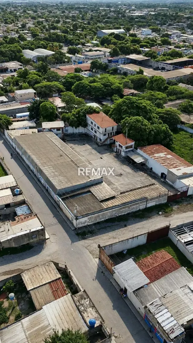 Galpon en Venta Sector el Tostao Zona Oeste-Barquisimeto - 11
