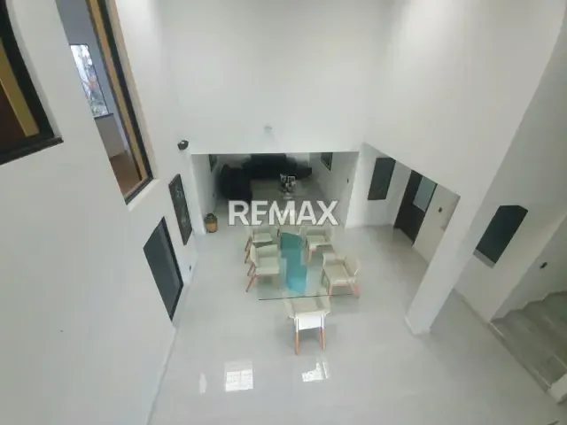 Casa de Lujo en Venta en La Viña, Calle Páez - 11