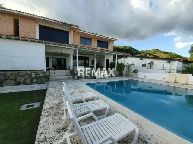 Casa de Lujo en Venta en La Viña, Calle Páez - 5