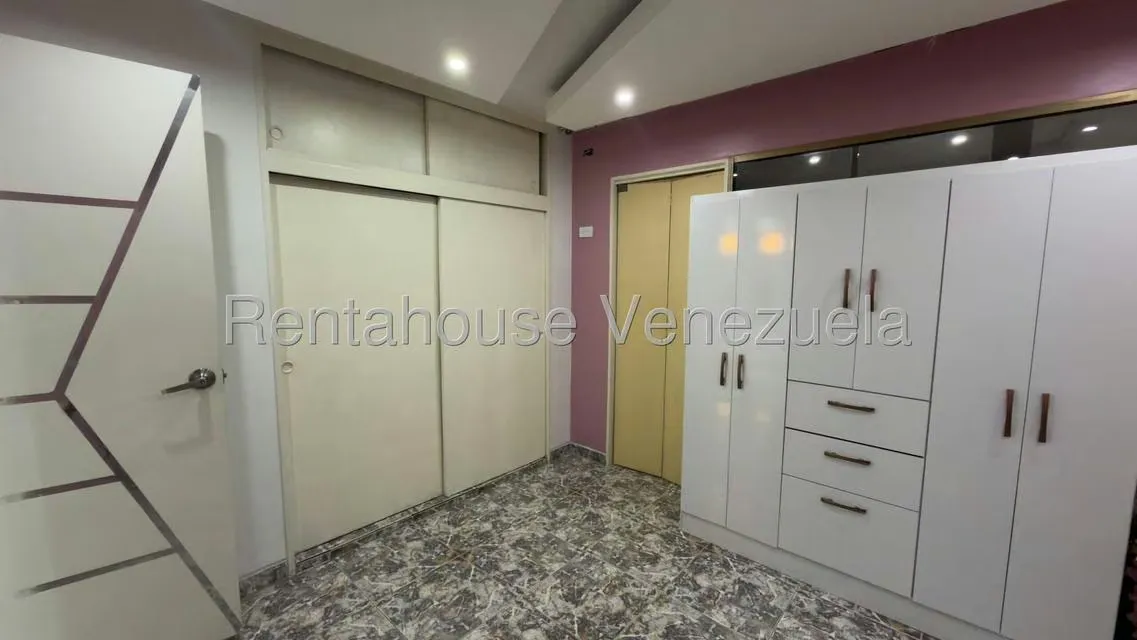 Apartamento (1 Nivel) en Venta en Los Ruices, Distrito Metropolitano - 28