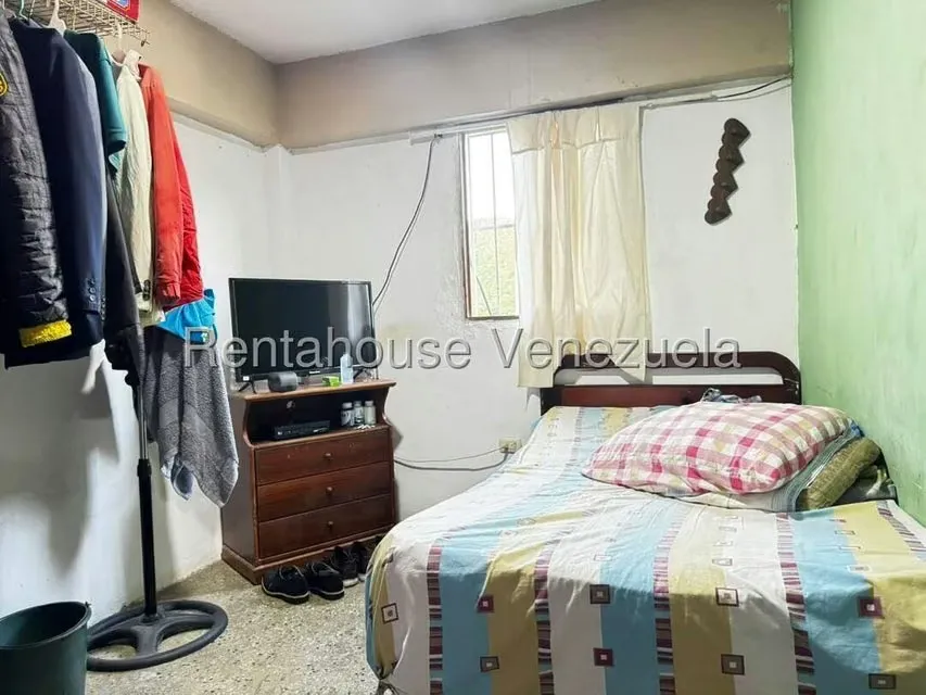 Apartamento (1 Nivel) en Venta en Caricuao, Distrito Metropolitano - 12