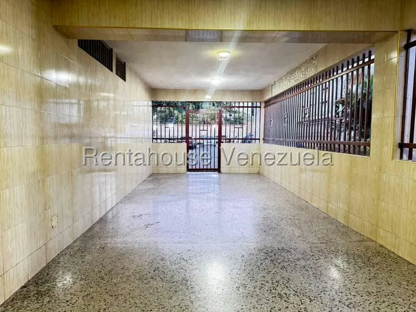 Apartamento (1 Nivel) en Venta en Caricuao, Distrito Metropolitano - 18