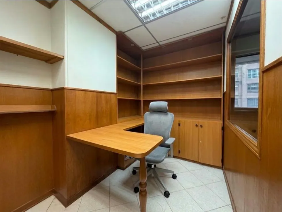 OFICINA EN ALQUILER LOS DOS CAMINOS 125m2 - 6