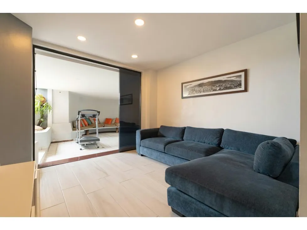 Se Vende Apartamento 341,82m² 3h/4b/3p Country Club - 3