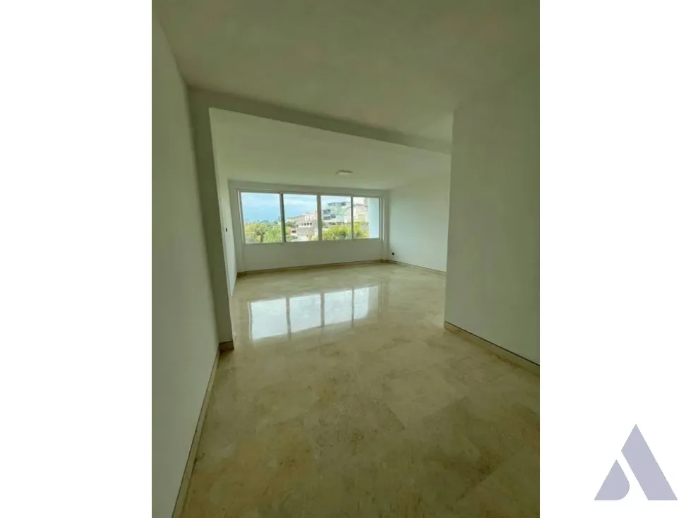 Vendo casa 650m2 San Antonio Parque El Retiro 0172 - 9