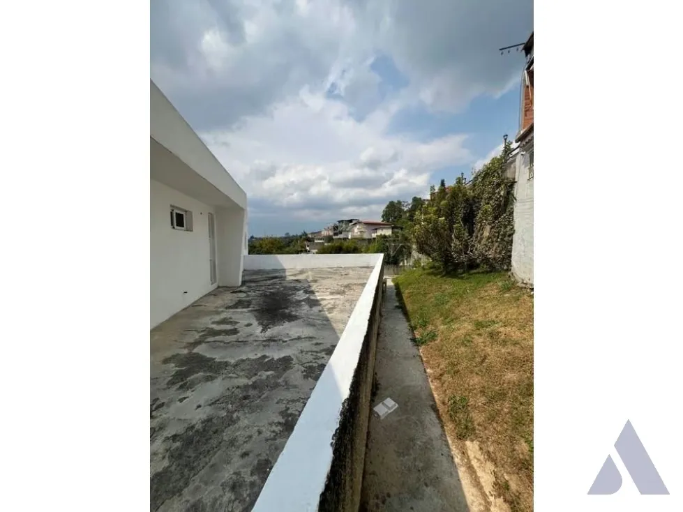 Vendo casa 650m2 San Antonio Parque El Retiro 0172 - 10