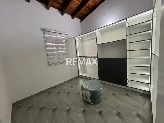 Se vende town house en la Urbanizacion Villas Maritinique Lecheria - 14