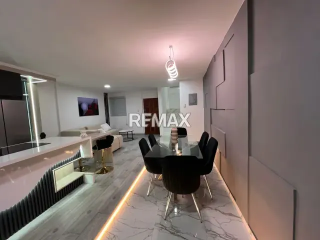 Se vende town house en la Urbanizacion Villas Maritinique Lecheria - 6