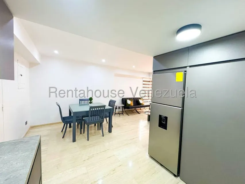 Apartamento (1 Nivel) en Alquiler en Campo Alegre, Distrito Metropolitano - 24