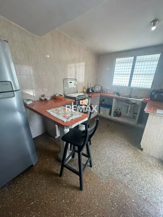 SE VENDE CASA EN CAGUA URB CORINSA - 9