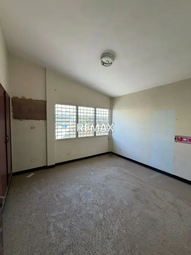 Colegio en Alquiler Urb. Valle Claro - 3