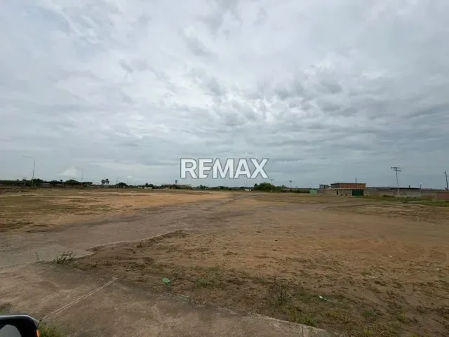 VENDE TERRENO EN LA CAÑADA DE URDANETA - 4