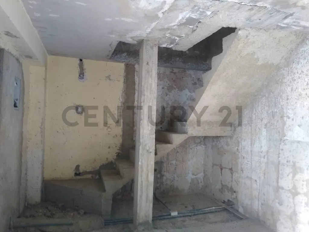 Vendo Casa A Remodelar En Obra Gris. - 18