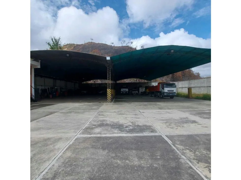 Galpón en Venta en Filas de Mariche 4000 mts2 - 3