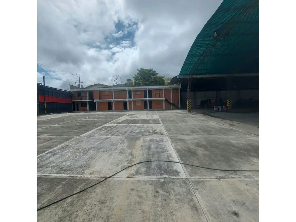Galpón en Venta en Filas de Mariche 4000 mts2 - 8