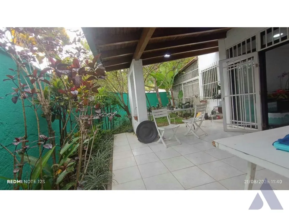 Vendo casa en calle cerrada 259m2 Alto Prado 7699 - 5