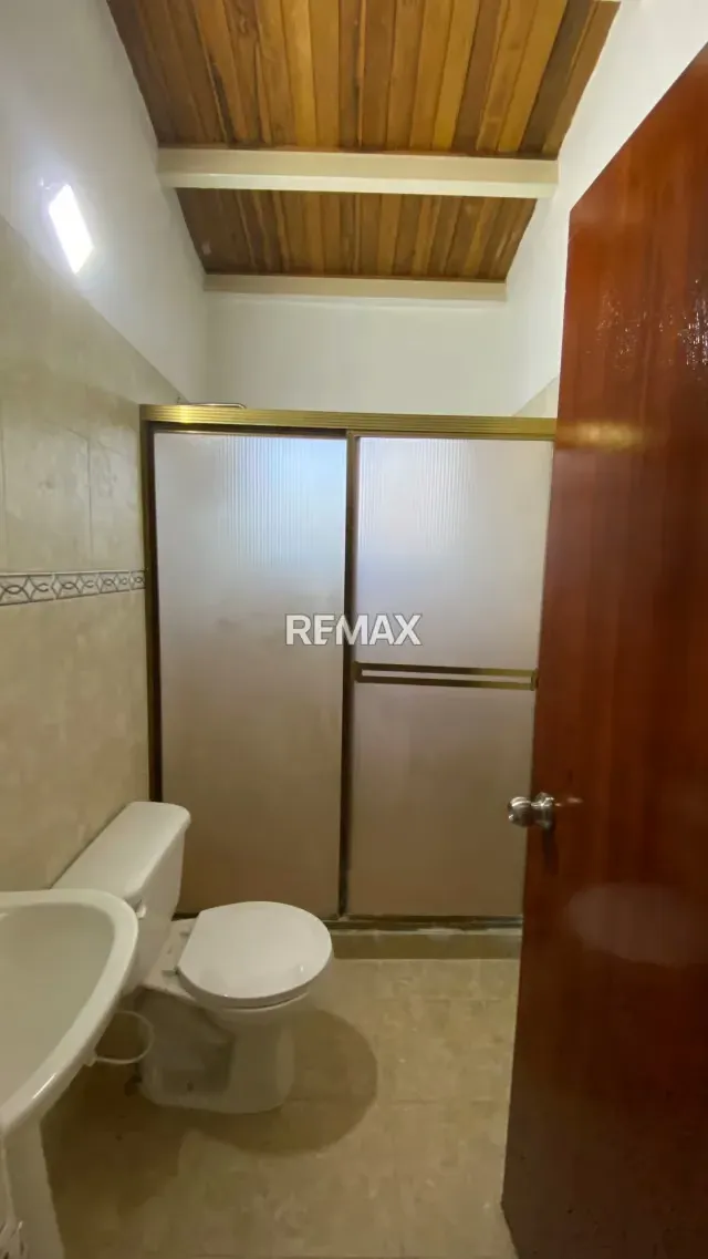 Excelente Oportunidad en Venta, Bella Casa Urb. Vista Verde - 9