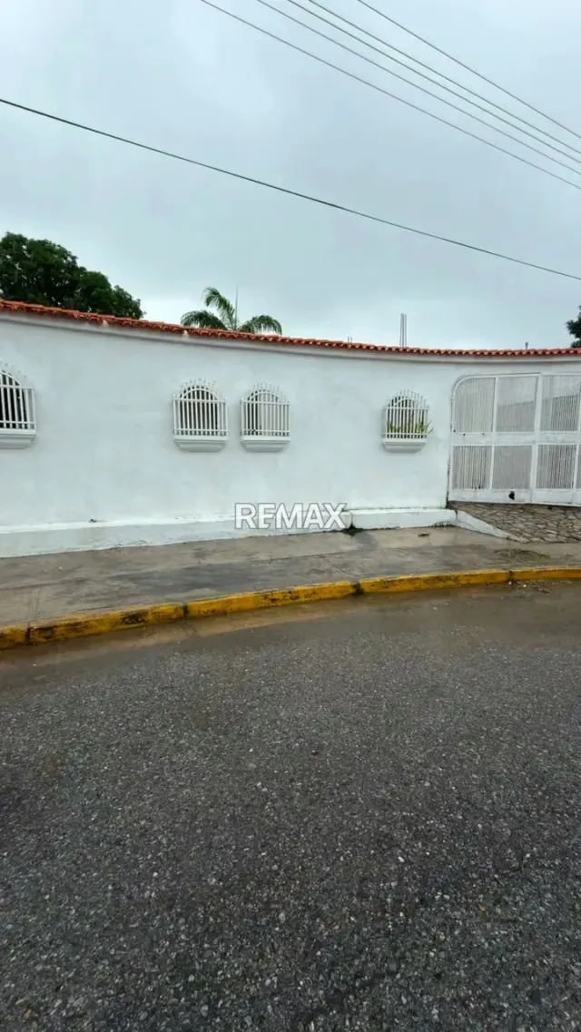 SE VENDE CASA EN URB CORINSA CAGUA - 15