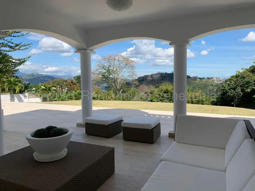 Casa (Multipes Niveles) en Venta en La Lagunita Country Club, Distrito Metropolitano - 7