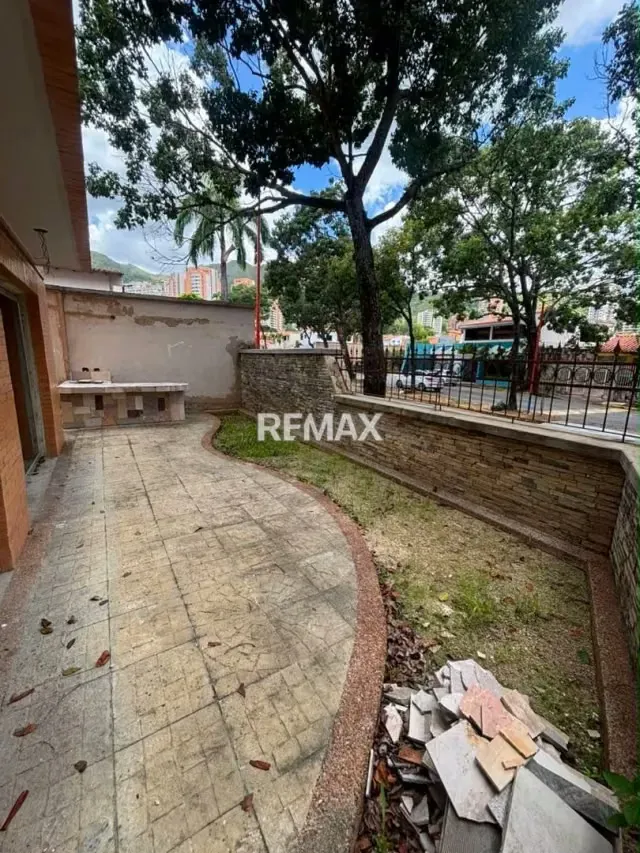 Apartamento duplex ubicado planta baja en edificio exclusivo del Parral - 3