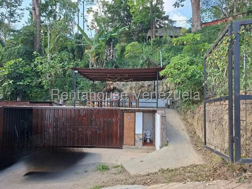 Terreno (Comercial) en Venta en Avenida Principal Cecilio Acosta, Miranda - 13