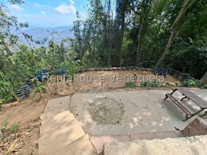 Terreno (Comercial) en Venta en Avenida Principal Cecilio Acosta, Miranda - 10