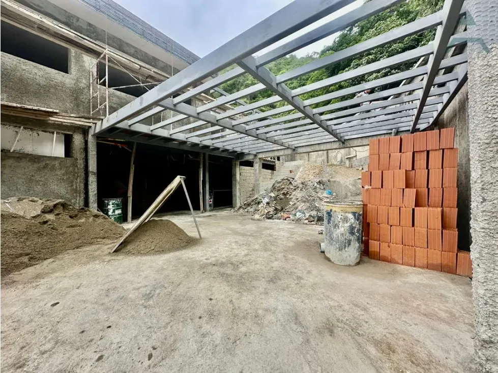 Se vende Casa 1013M² 4h+2s/4b+v/6p Prados del Este - 8