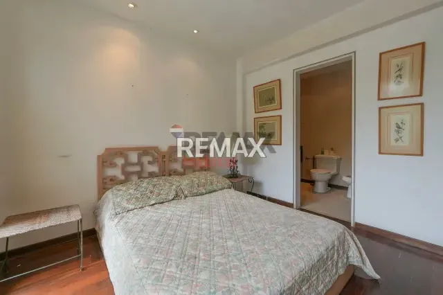 CASA DE DISEÑO ÚNICO EN SANTA INÉS 470mt 3H + ESTUDIO 5,5B 6E - 12