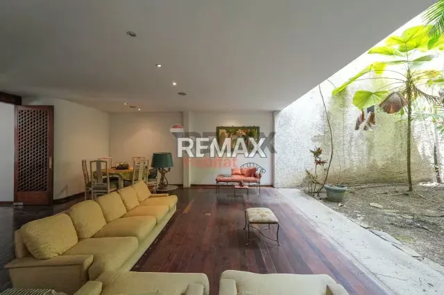 CASA DE DISEÑO ÚNICO EN SANTA INÉS 470mt 3H + ESTUDIO 5,5B 6E - 2