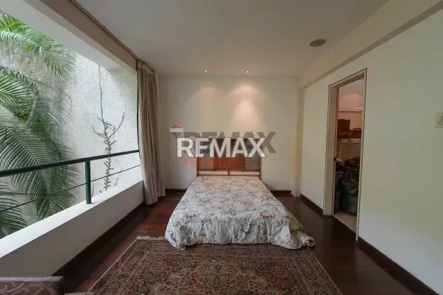 CASA DE DISEÑO ÚNICO EN SANTA INÉS 470mt 3H + ESTUDIO 5,5B 6E - 7