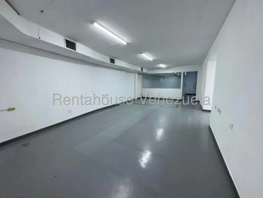 Oficina en Alquiler en Chuao, Distrito Metropolitano - 9