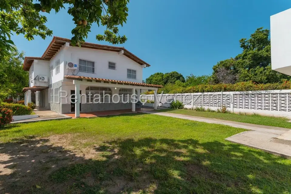 Casa (Duplex) en Venta en Ciudad Balneario Higuerote, Miranda - 11