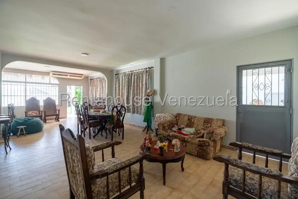 Casa (Duplex) en Venta en Ciudad Balneario Higuerote, Miranda - 23