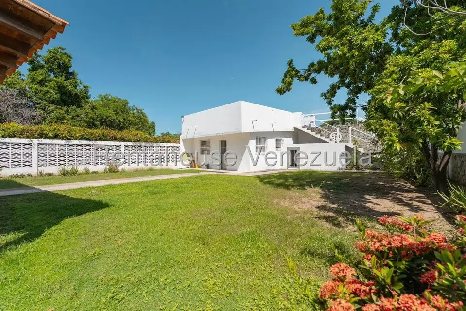 Casa (Duplex) en Venta en Ciudad Balneario Higuerote, Miranda - 5