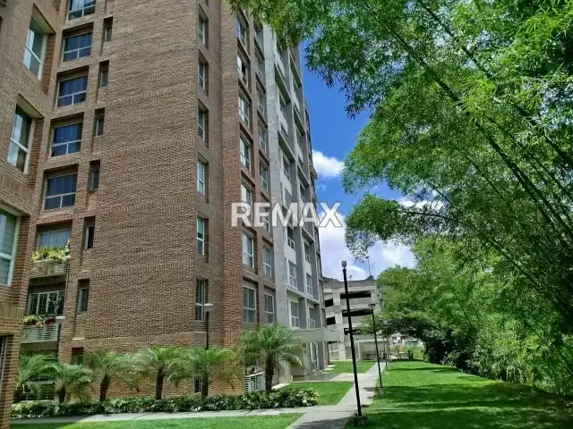 Venta de Acogedor de Apartamento en la Urbanización Miravila Parque Caiza