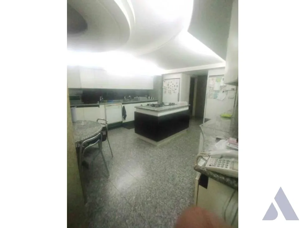 Vendo apartamento 300m2 Parque Anauco San Bernardino 0149 - 8