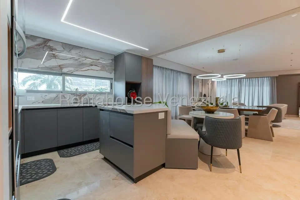 Apartamento (1 Nivel) en Alquiler en La Castellana, Distrito Metropolitano - 12