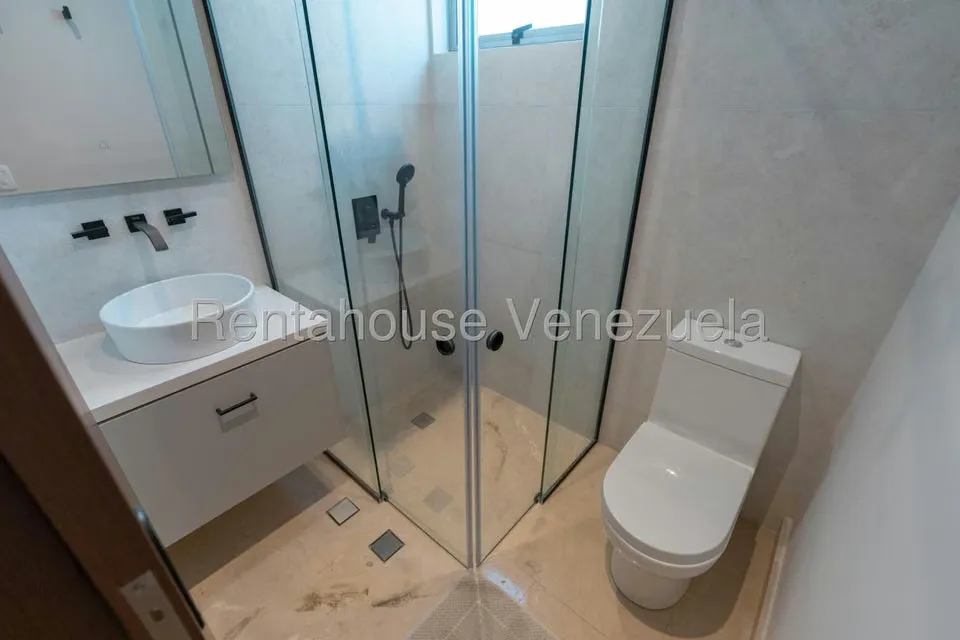 Apartamento (1 Nivel) en Alquiler en La Castellana, Distrito Metropolitano - 42