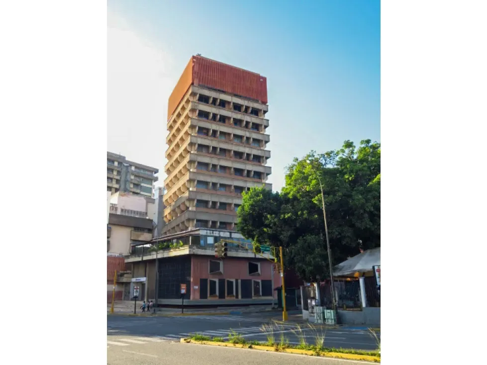 OFICINA EN ALQUILER EN TORRE SAMAN LOS DOS CAMINOS - 16
